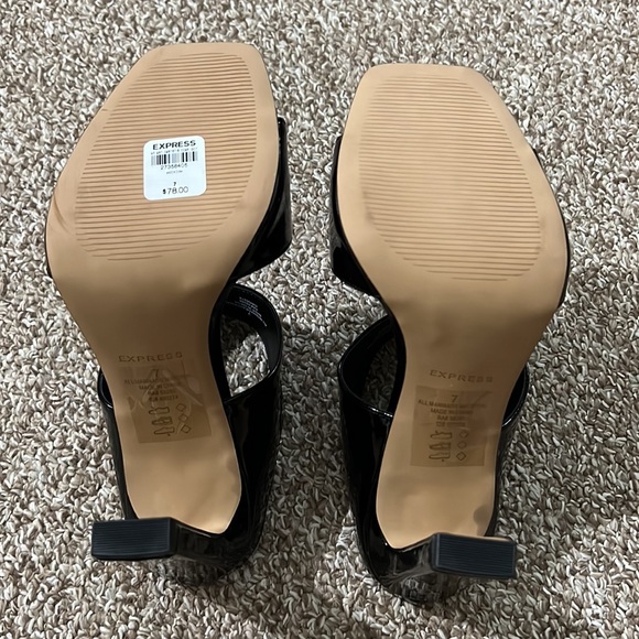 NWT Express shoes - size 7 - Picture 4 of 6